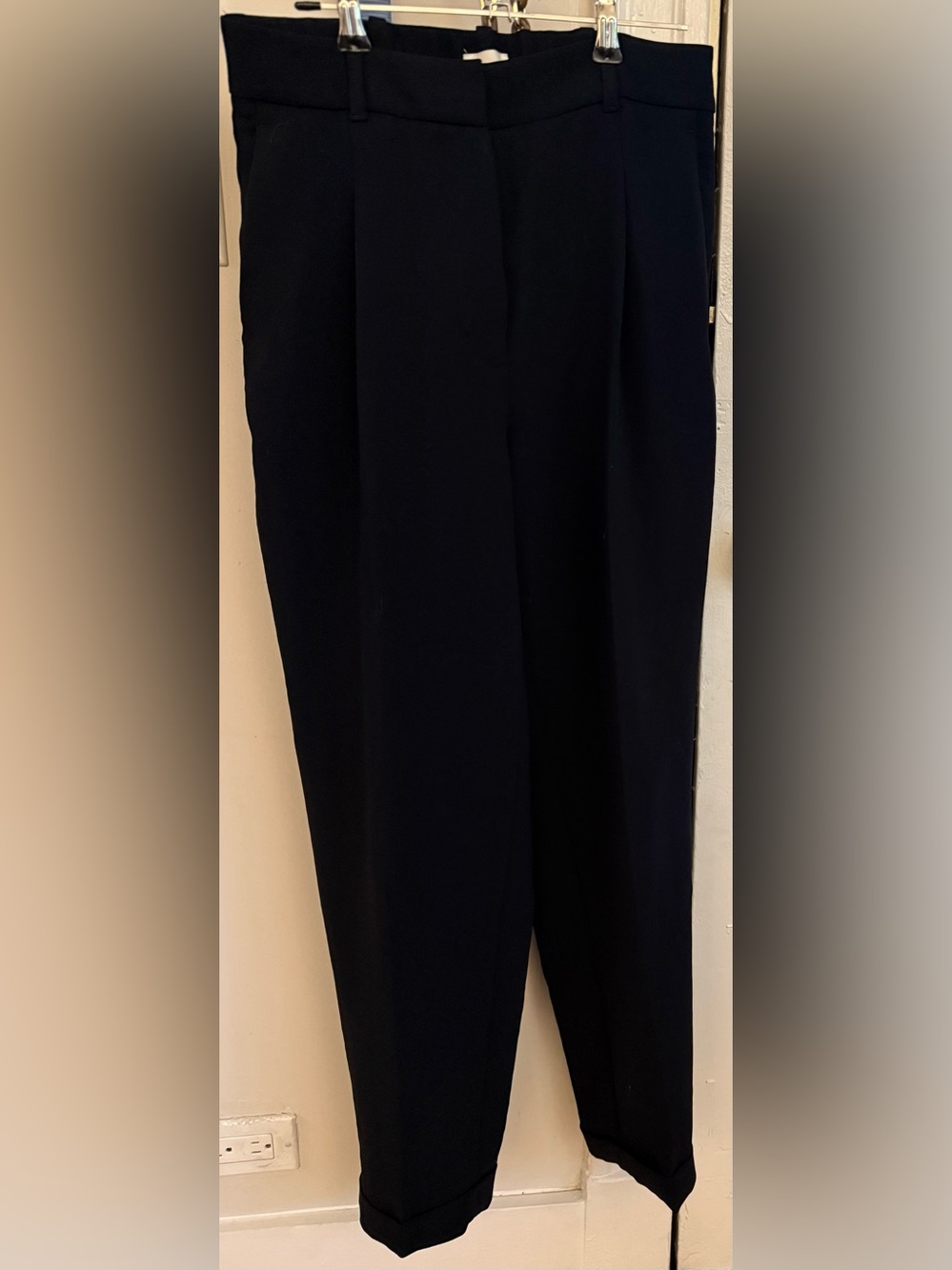 Aritzia Wilfred Classic Black Pants (6)